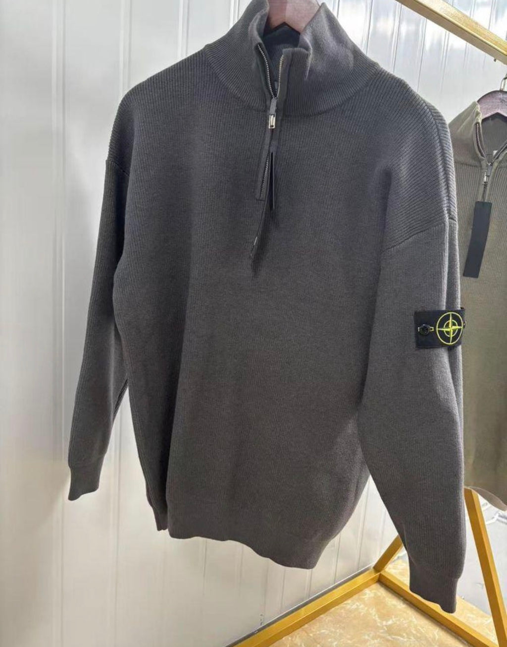 StoneIsland
