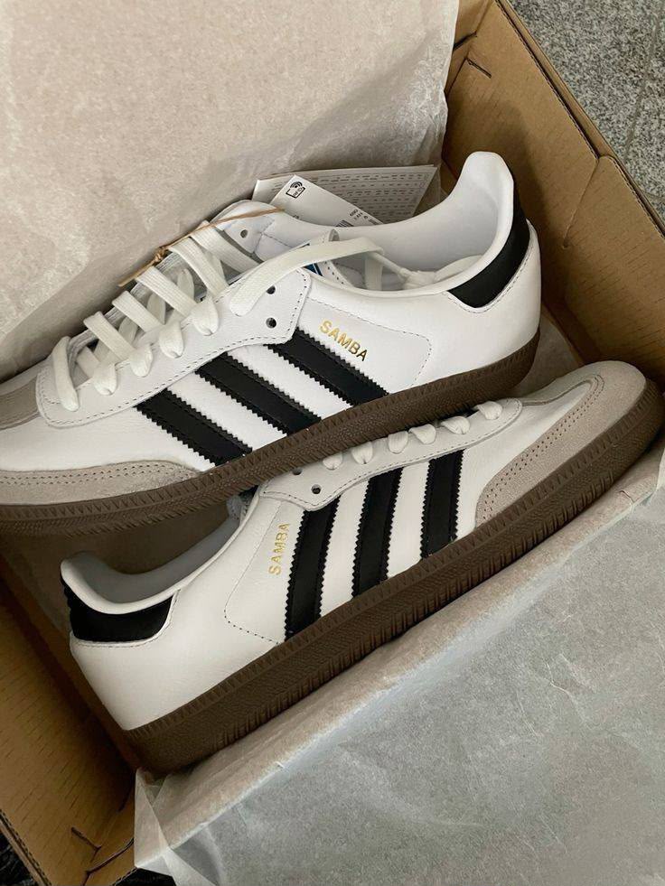 Adidas Samba